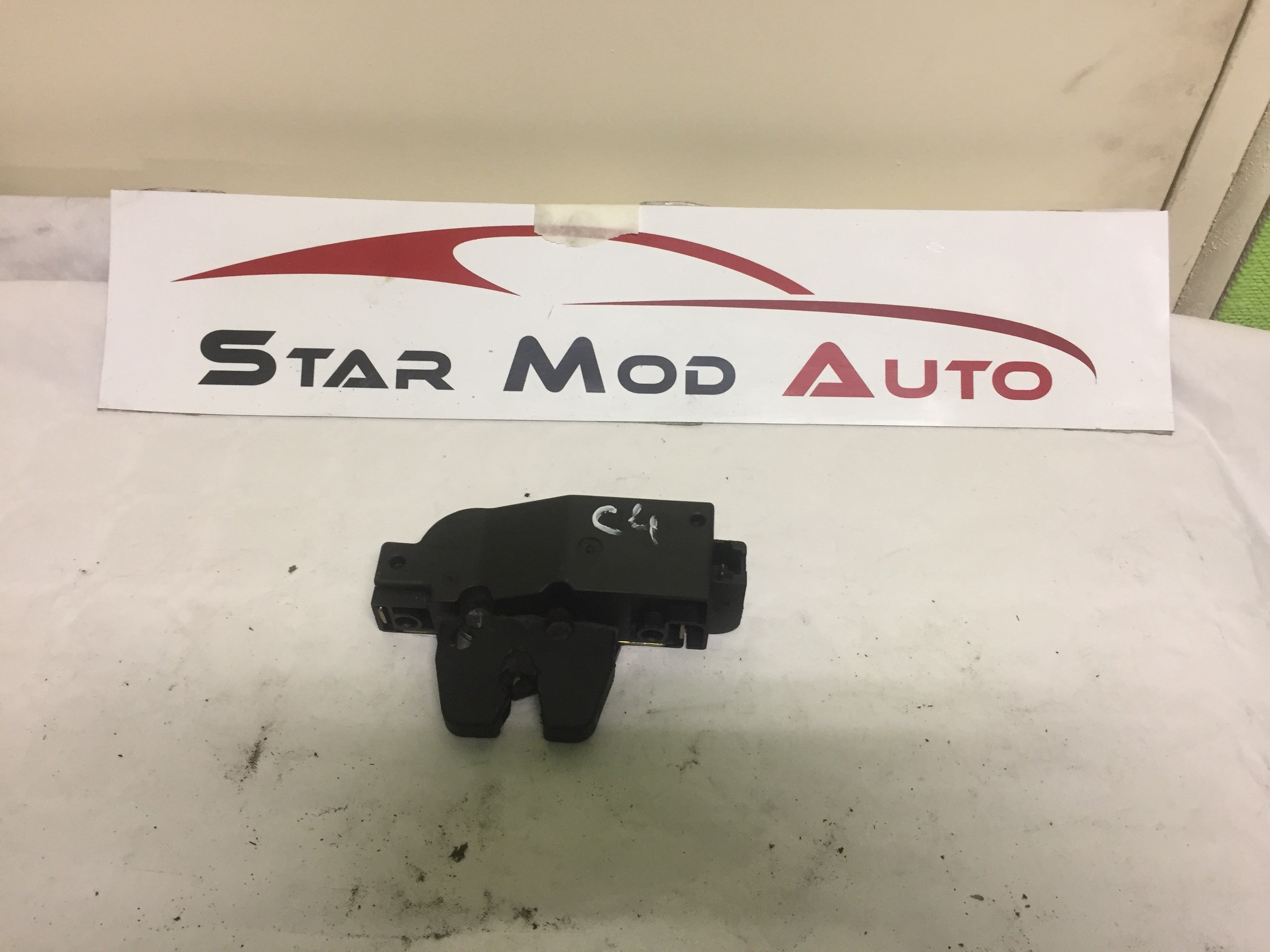 serrure de malle arrière Citroën c4 Picasso 2007