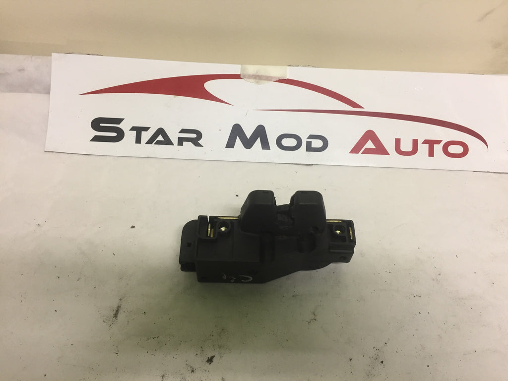 serrure de malle arrière Citroën c4 Picasso 2007