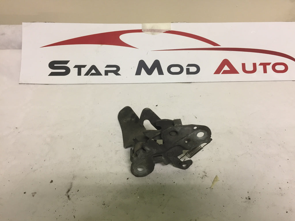 serrure de capot Peugeot 307 phase 2 2007