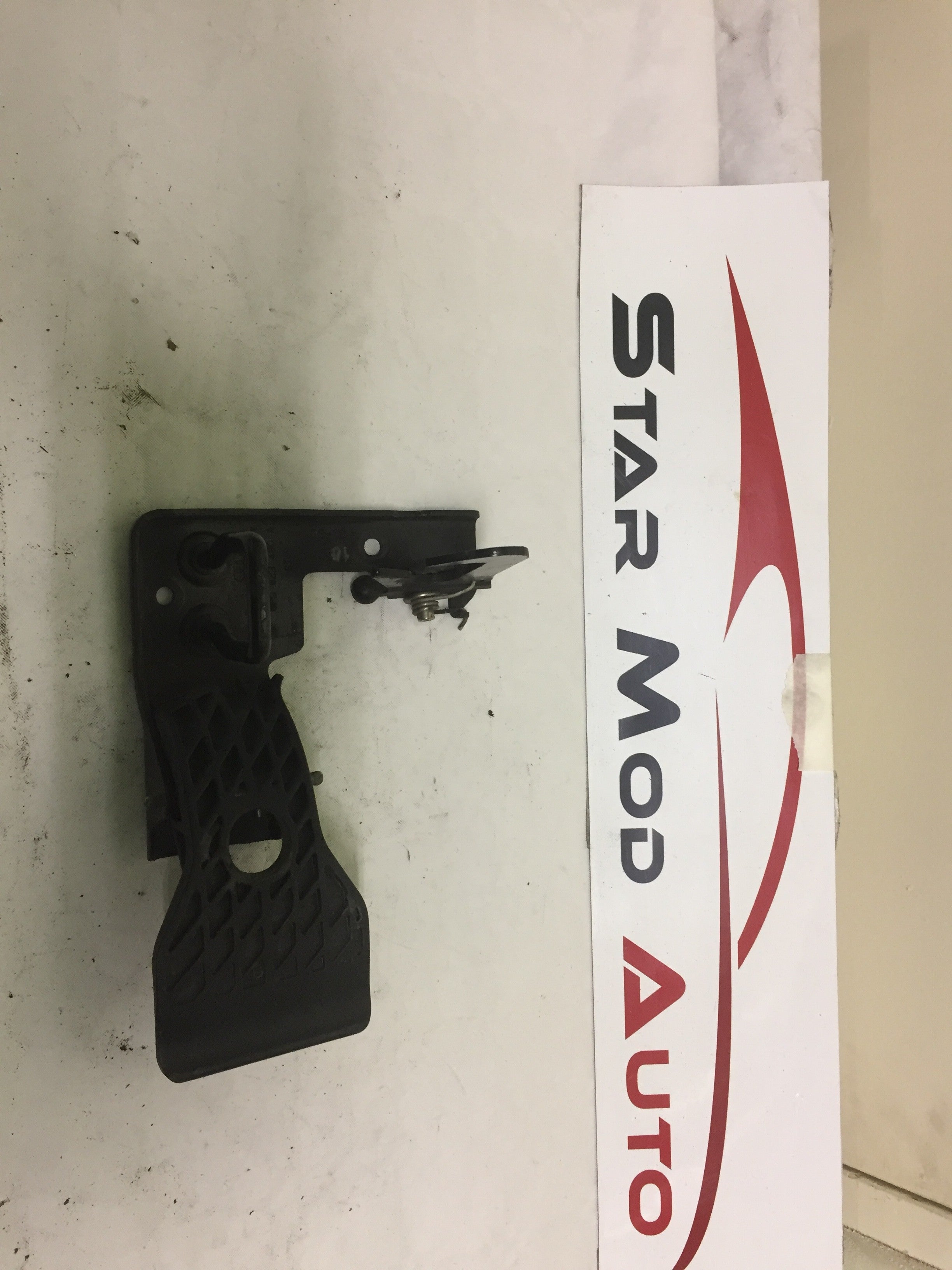 ouverture de capot Audi a3 8p 2008