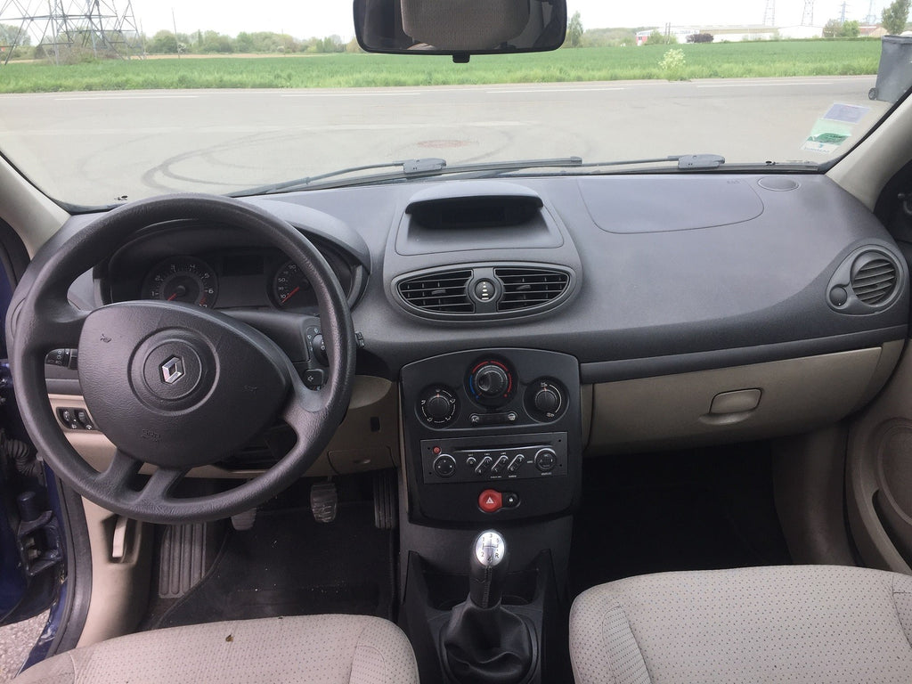 RENAULT CLIO 3 1.2 ESSENCE 3 PORTE 2006