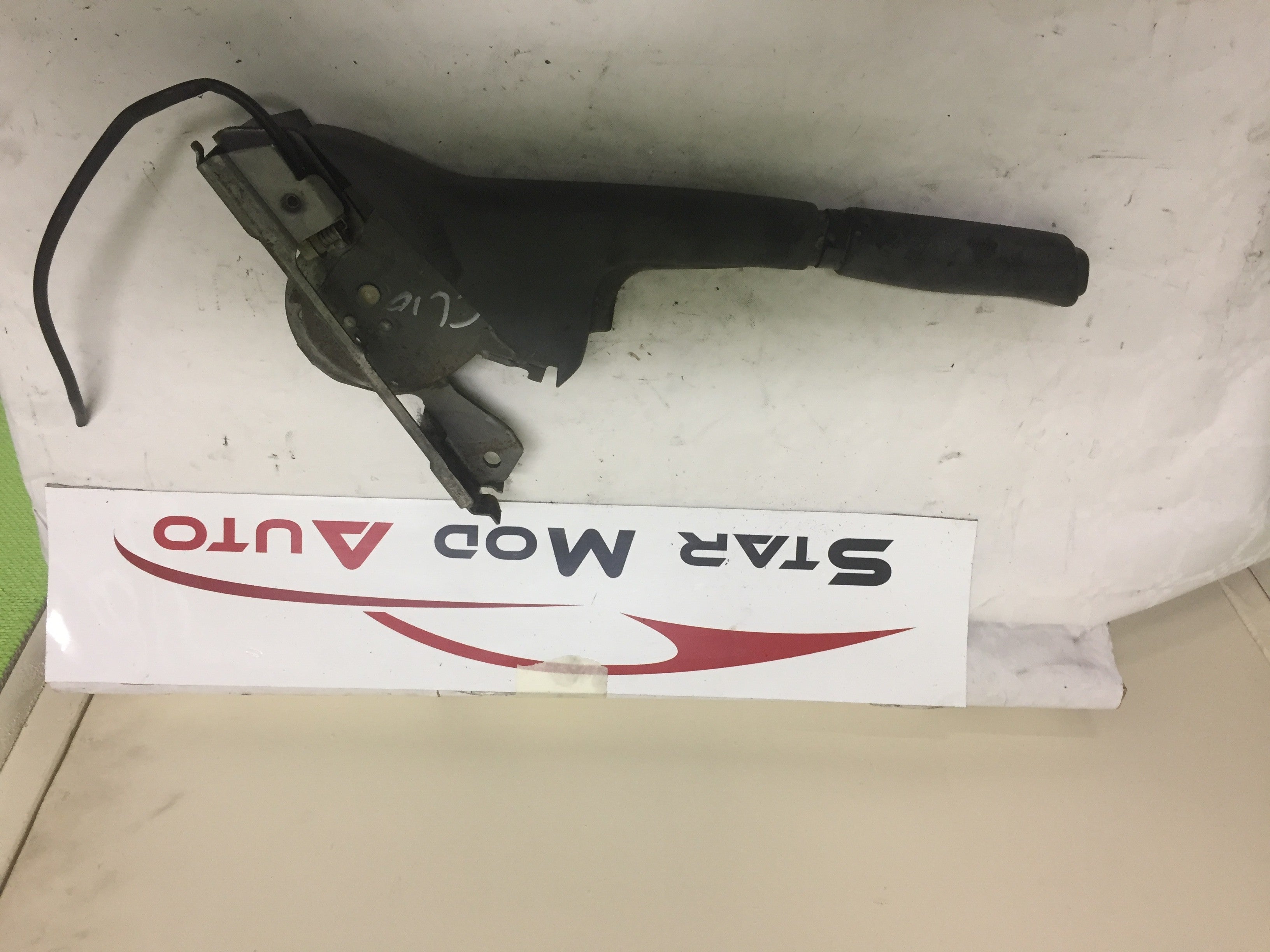 levier de frein a principal Peugeot 307 2005