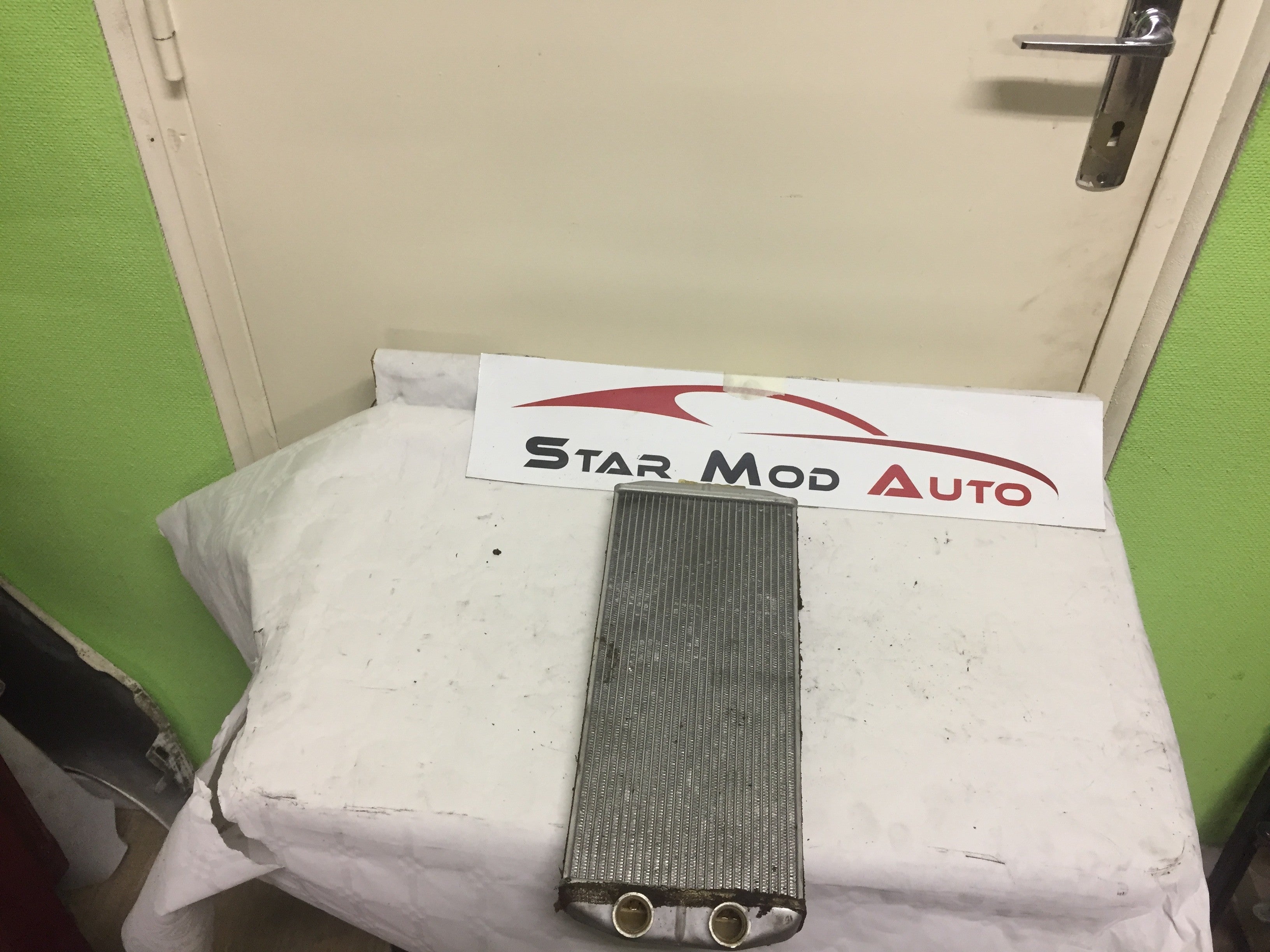 réchauffeur radiateur de gasoil Citroën c4 Picasso 2007