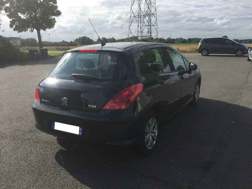 Peugeot 308 1.4 vti 95 cv année 2008