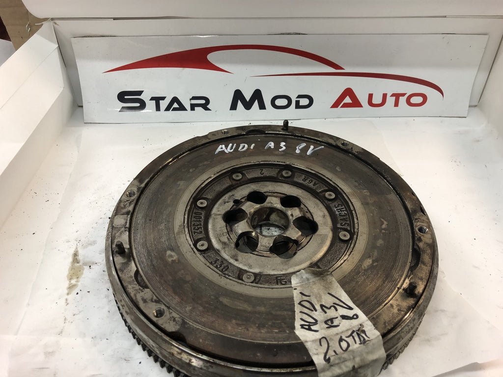 VOLANT MOTEUR AUDI A3 8V ANNÉE 2013