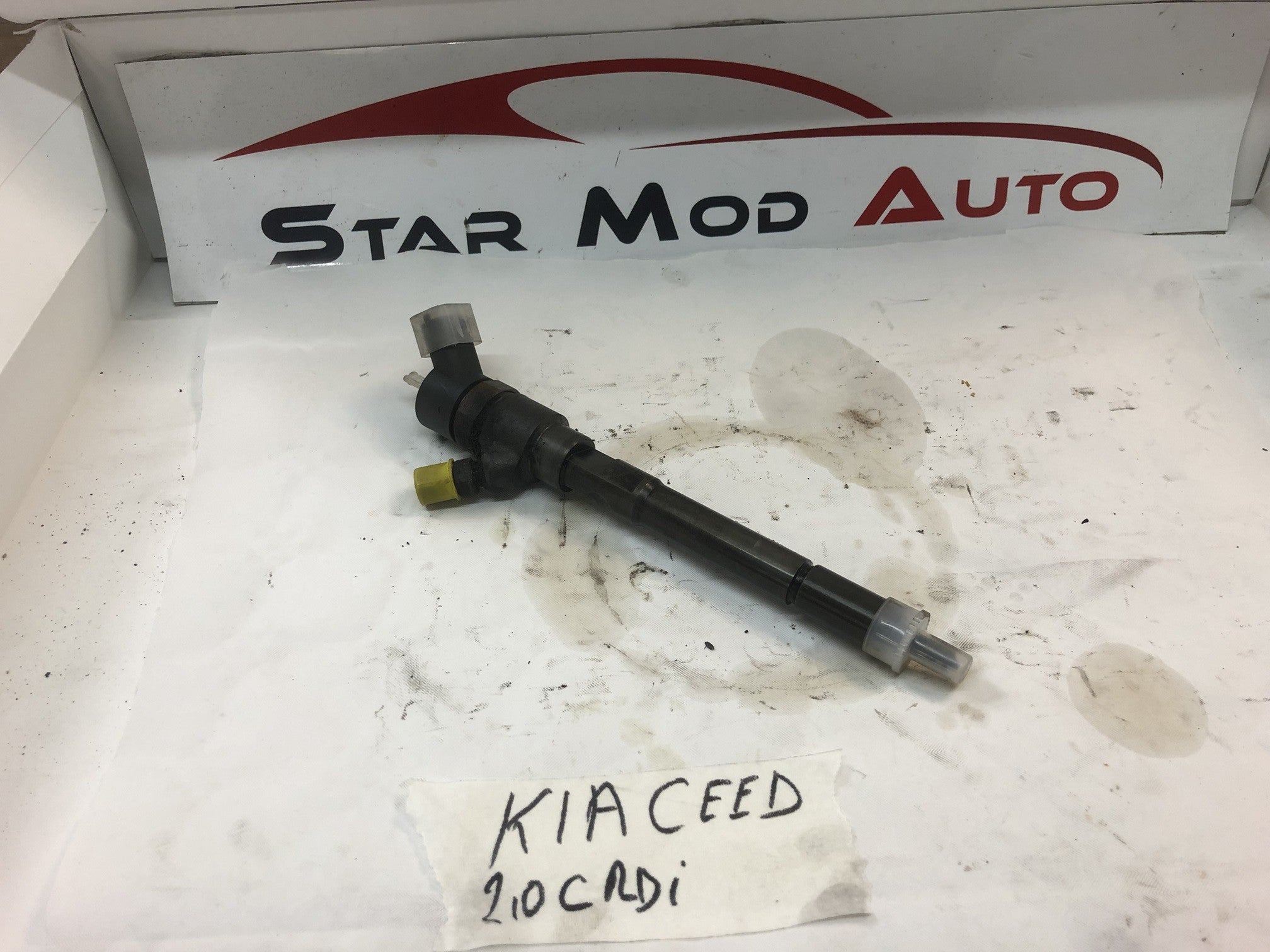 INJECTEUR DIESEL KIA CEED 2.0 CRDI ANNEE 2008