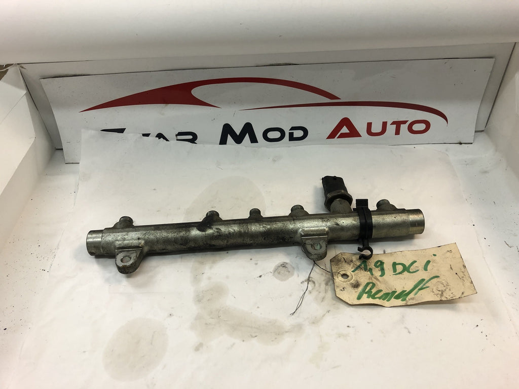 RAMPE INJECTION RENAULT 1.9 DCI 120 CV ANNEE 2008