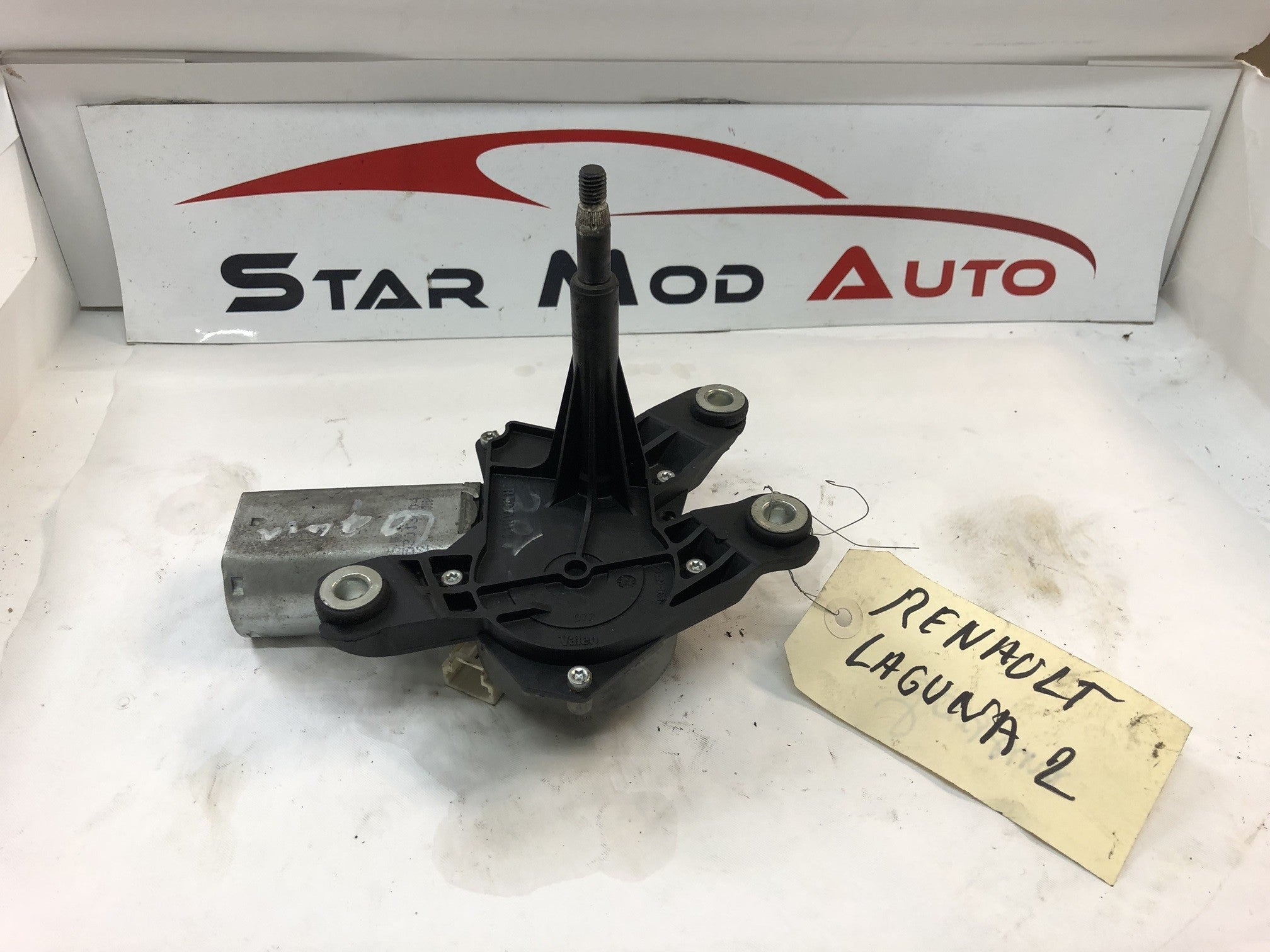 MOTEUR ESSUIE GLACE ARRIERE RENAULT LAGUNA 2 ANNEE 2007