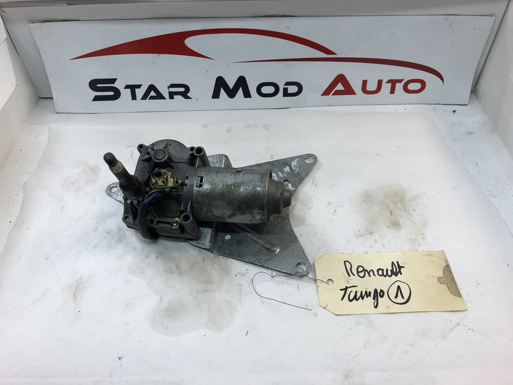 MOTEUR ESSUIE GLACE ARRIERE RENAULT TWINGO 1 ANNEE 99