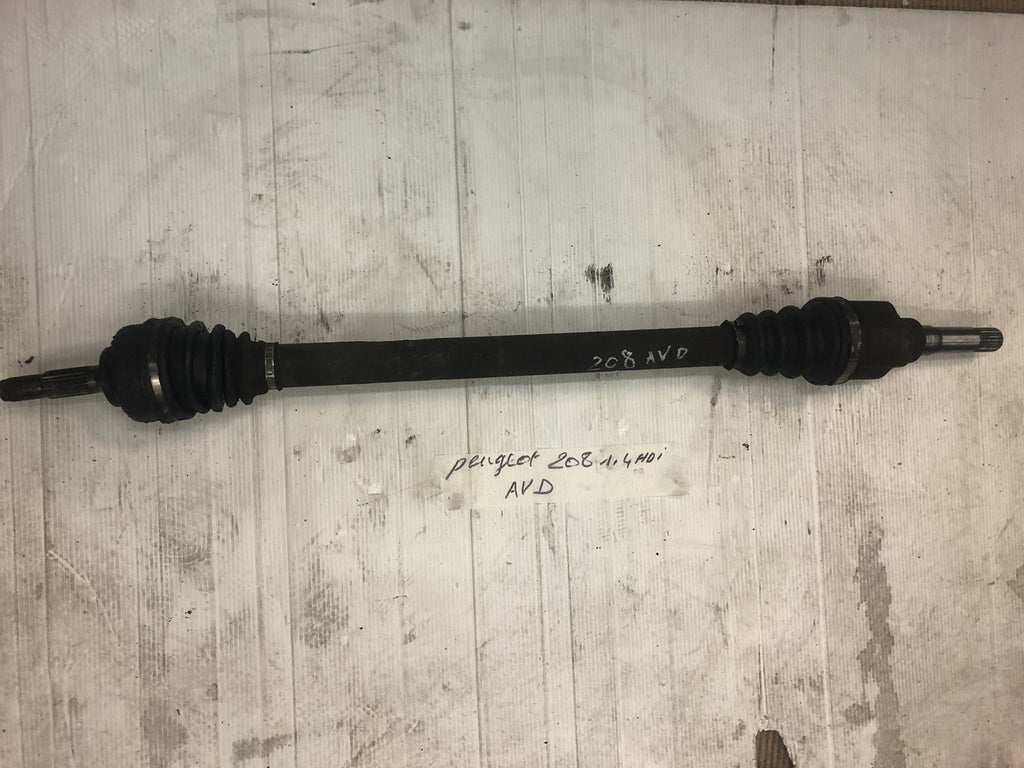 CARDAN AVANT DROIT PEUGEOT 208 1.4 HDI ANNEE 2012