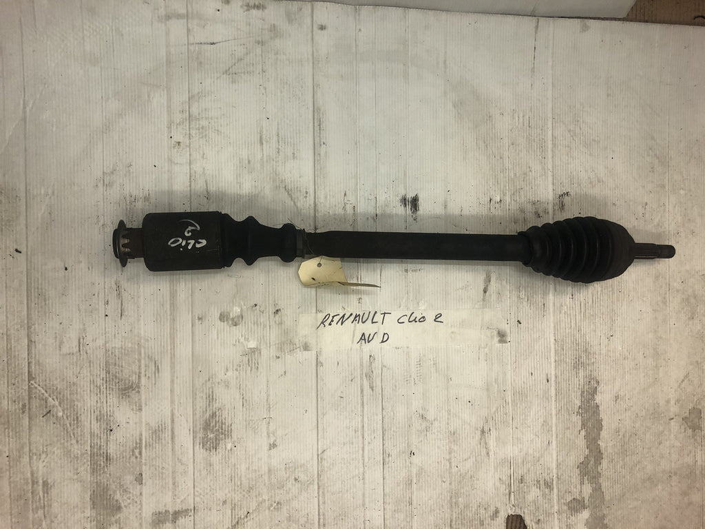 CARDAN AVANT DROIT RENAULT CLIO 2 1.6 ESSENCE BOITE AUTO ANNEE 2000