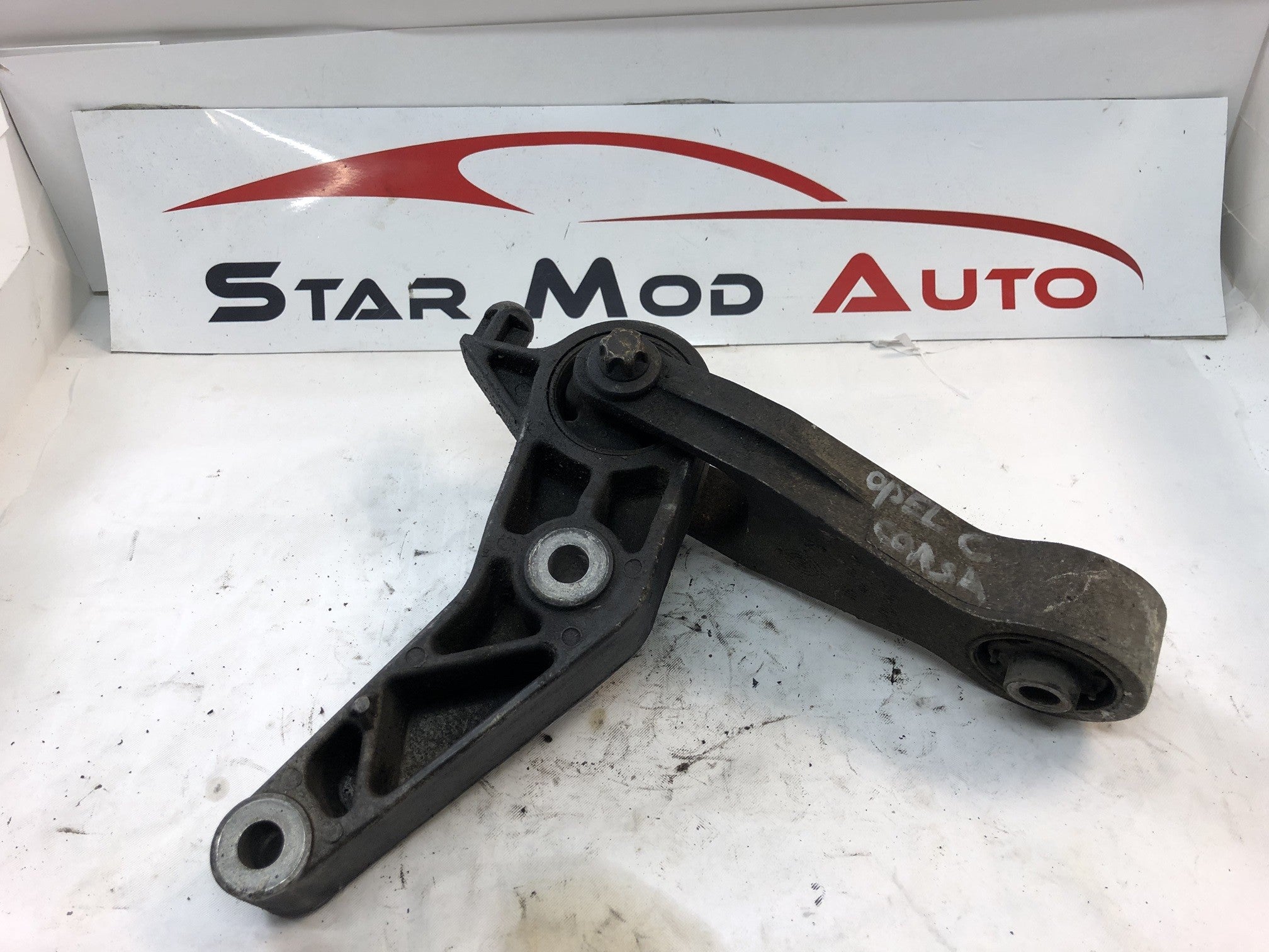 SUPPORT BOITE OPEL CORSA C 1.7 CDTI  ANNEE 2003