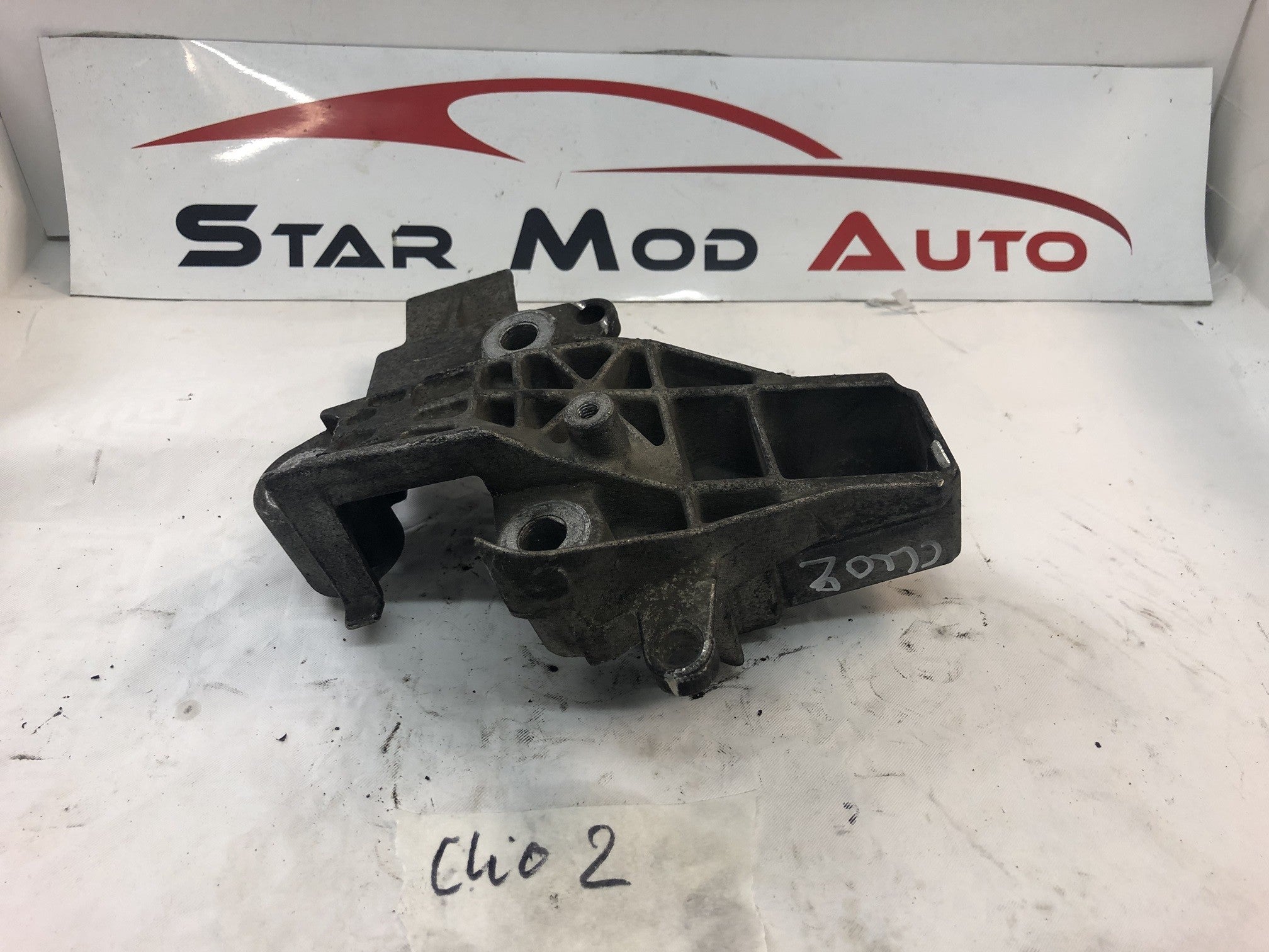 SUPPORT MOTEUR RENAULT CLIO 2 1.6 ESSENCE