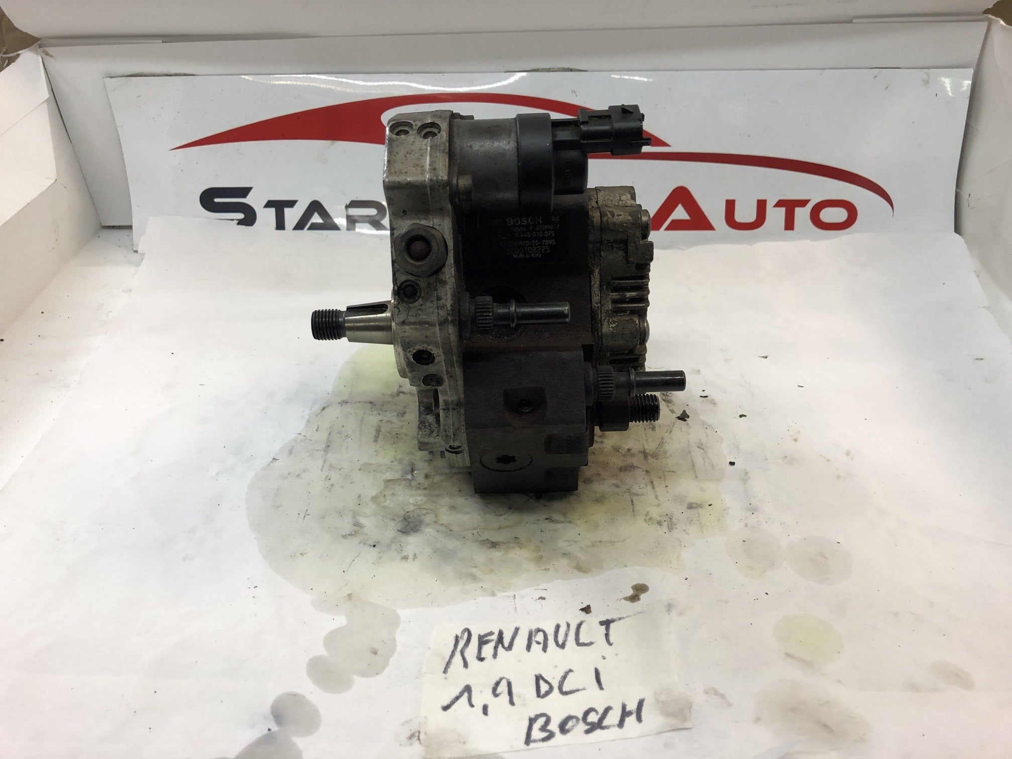 pompe injection Renault 1.9 dci 120 cv Bosch année 2008