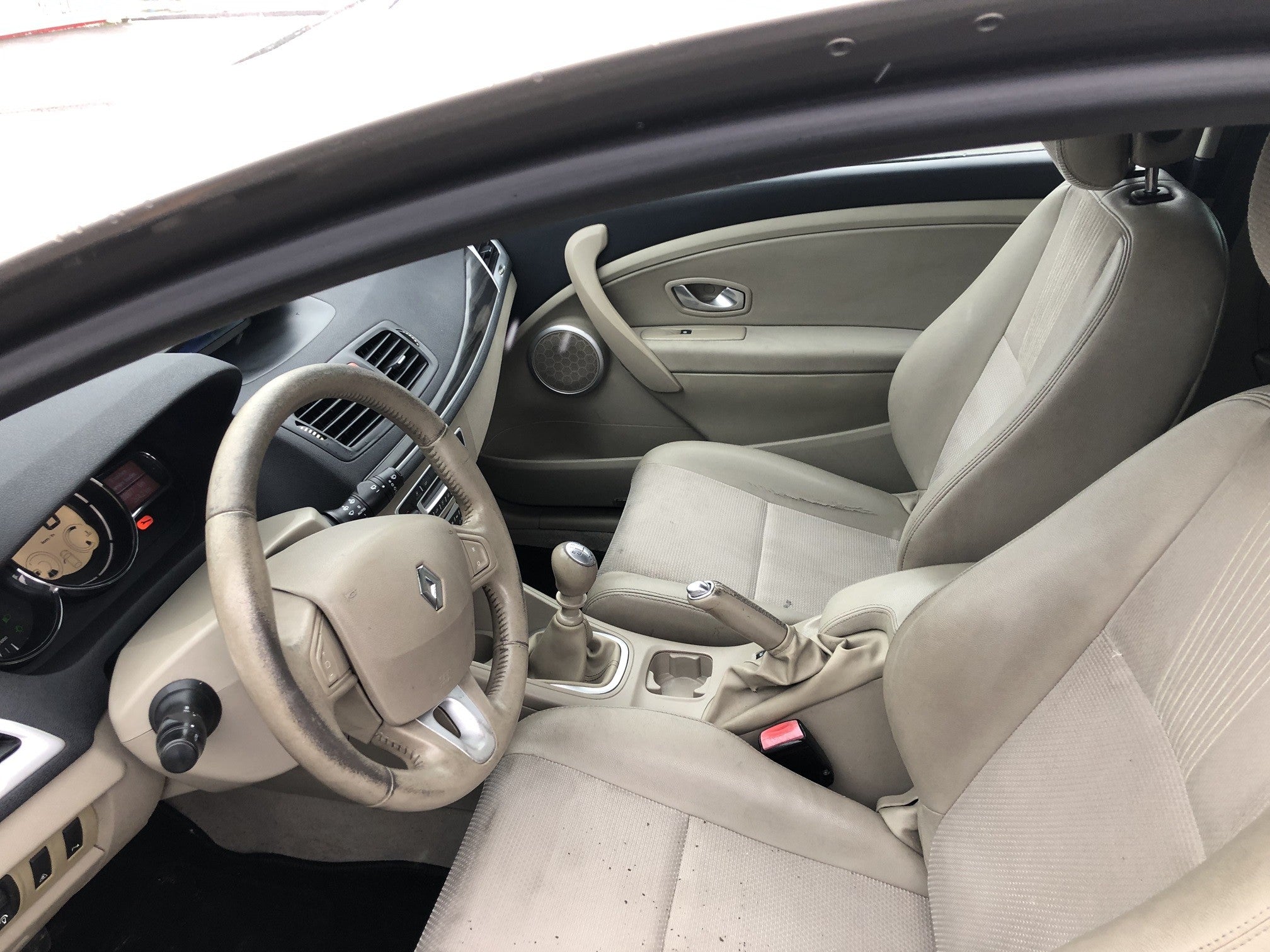 Renault Megane 3 coupé 1.9 dci 130 cv 2008