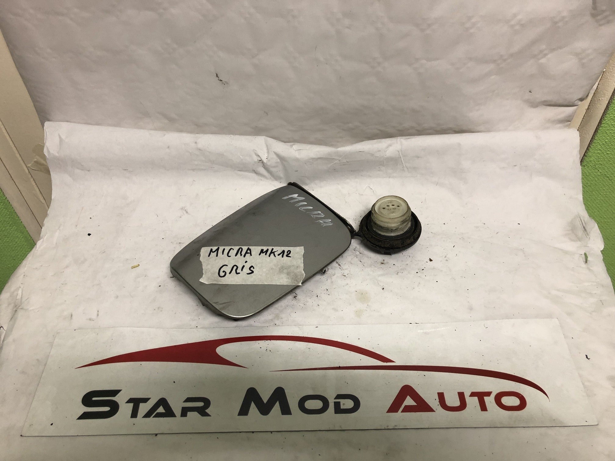 trappe a carburant Nissan Micra mk12