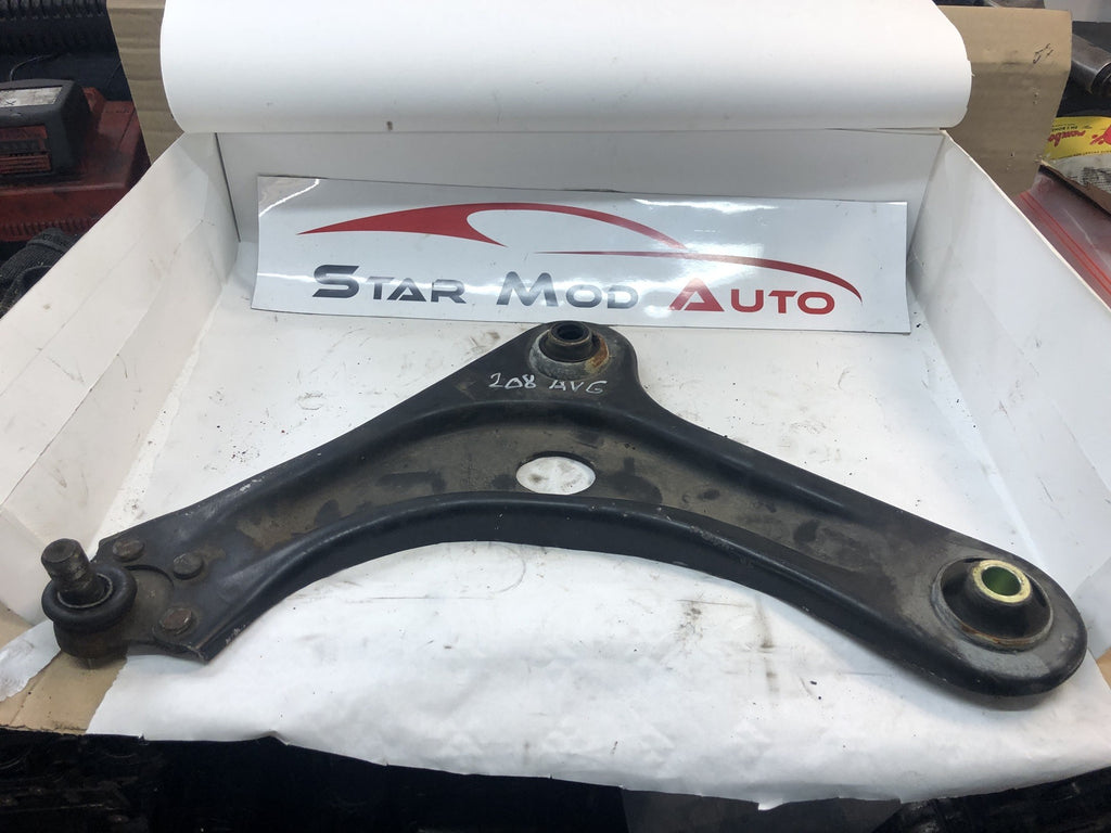 triangle avant gauche avant droit Peugeot 208