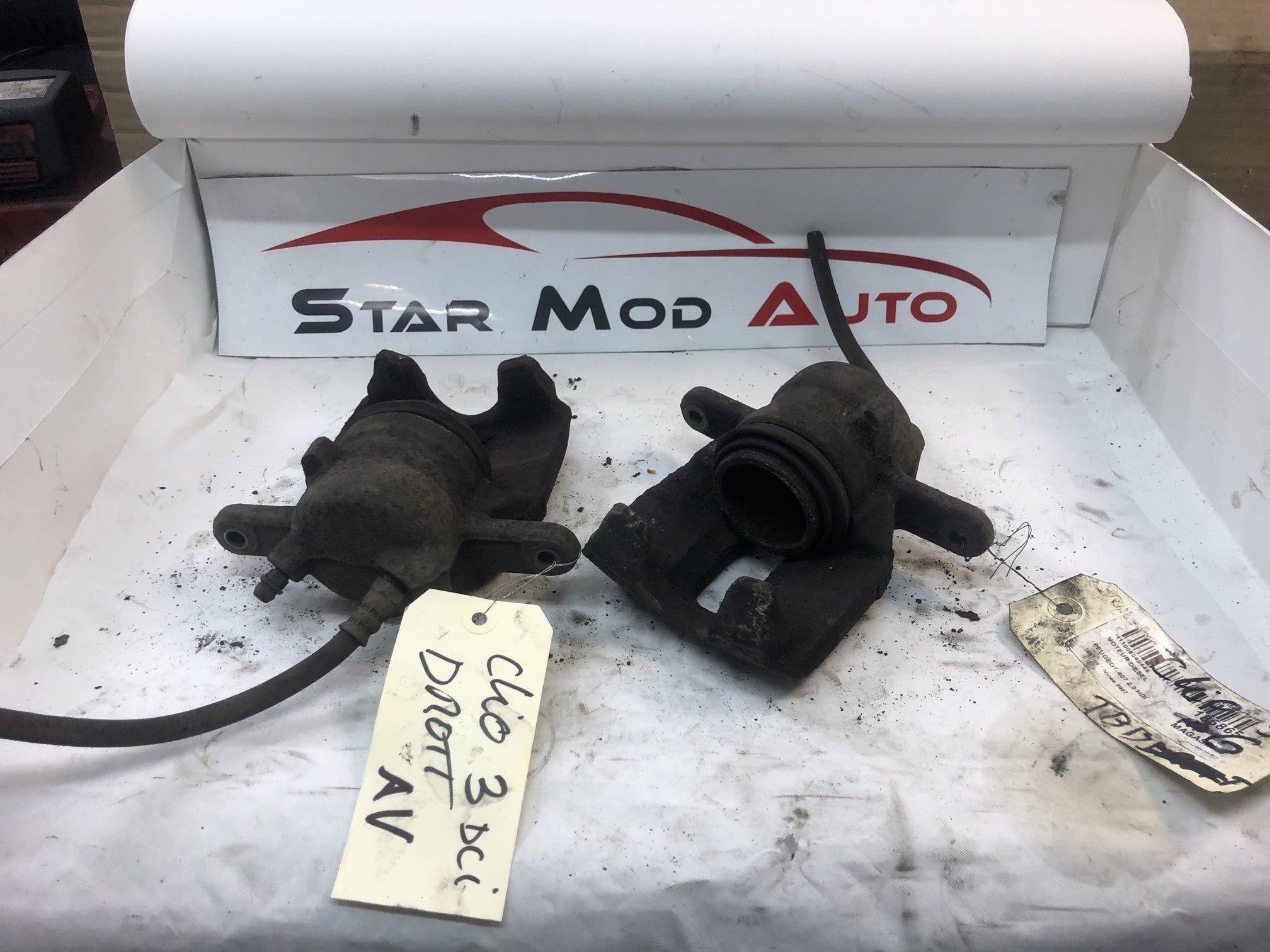 étrier de frein avant gauche avant droit Renault clio3 1.5 dci année 2006