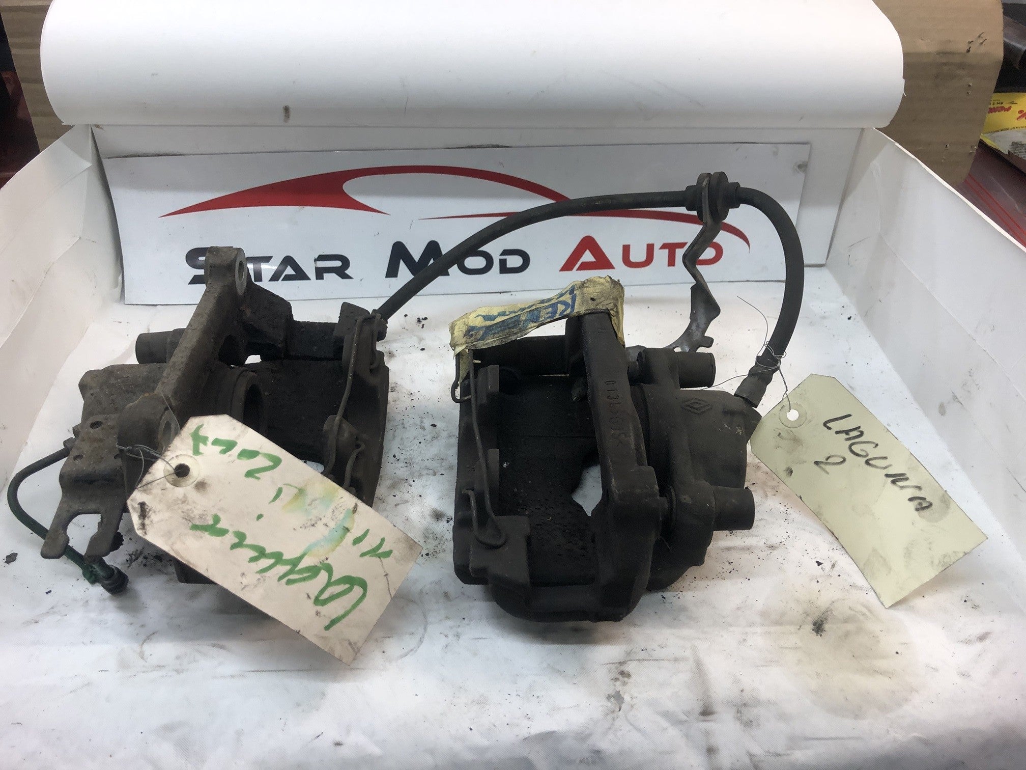 étrier de frein avant gauche avant droit Renault laguna 2 1.9 dci 2007