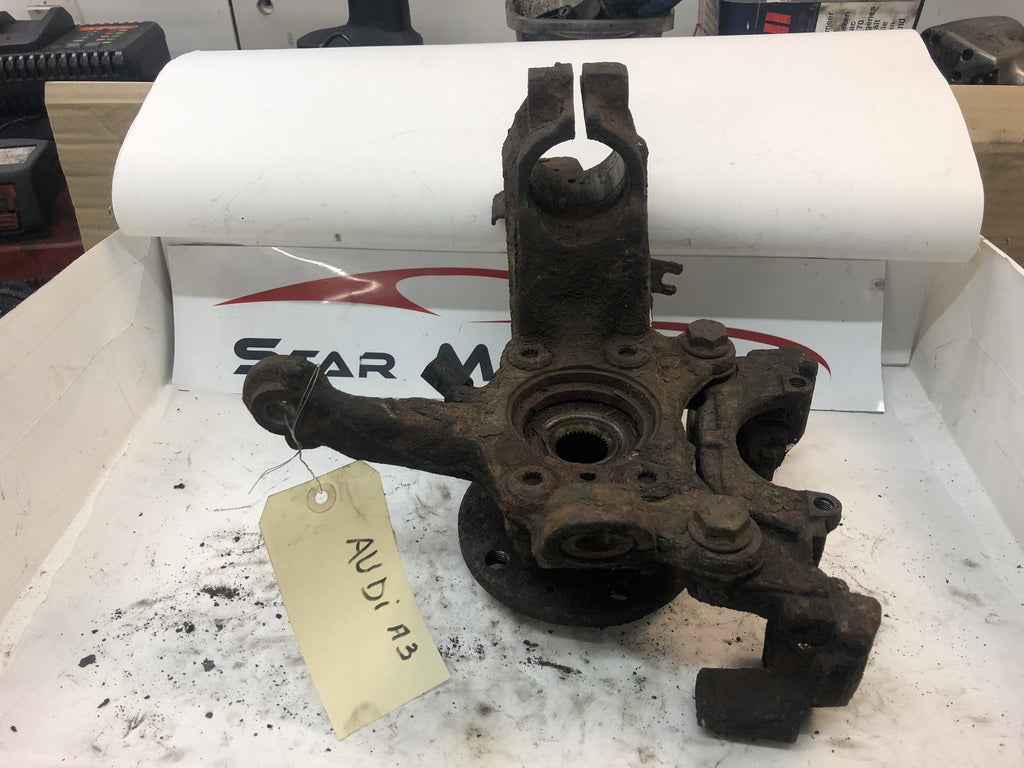 moyeu avant gauche avant droit Audi A3 8p année 2008