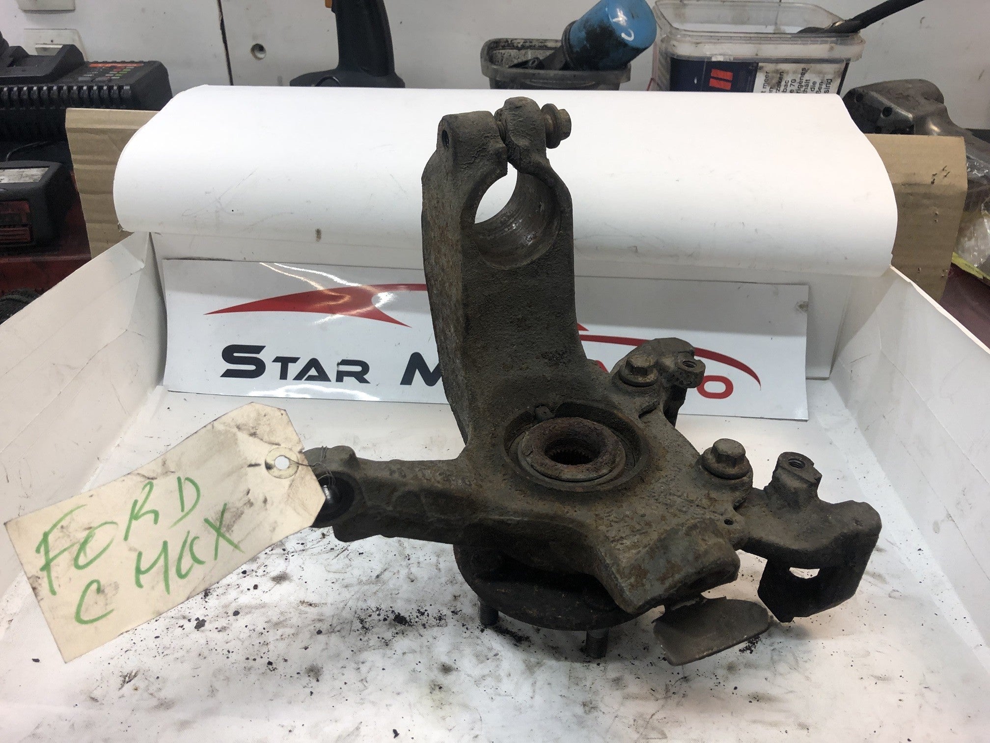 moyeu avant gauche avant droit Ford c max 1.6 tdci  2005