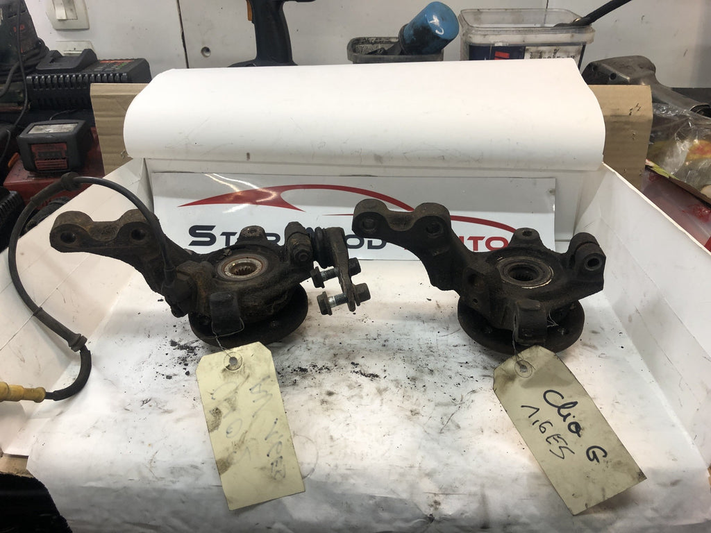 moyeu avant gauche avant droit Renault Clio 1 phase 2 1.6 essence 2001