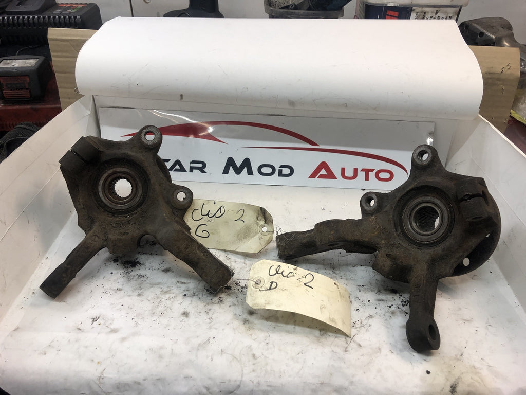 moyeu avant gauche avant droit Renault clio2 1.5 dci 2008