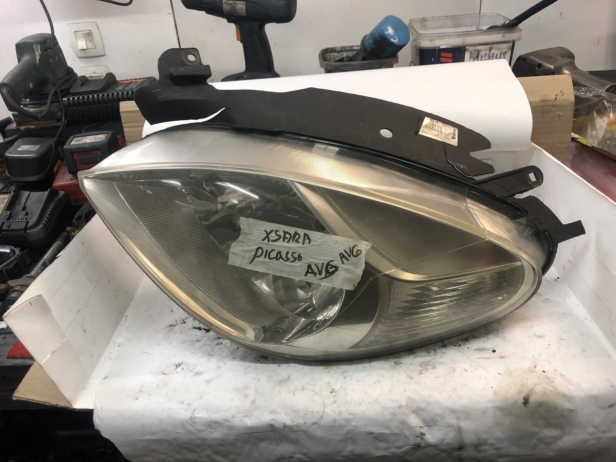 phare avant gauche avant droit Citroën Xsara année 2004