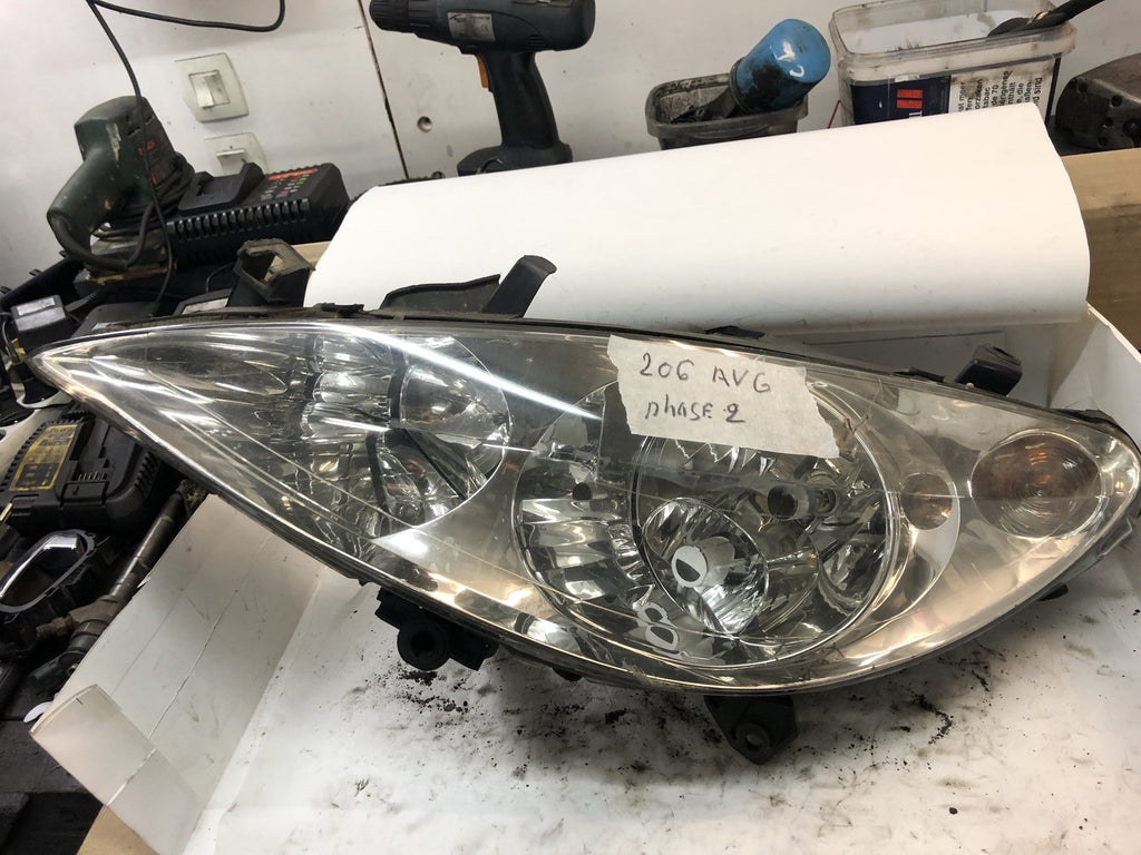 phare avant gauche et droit Peugeot 206 phase 2