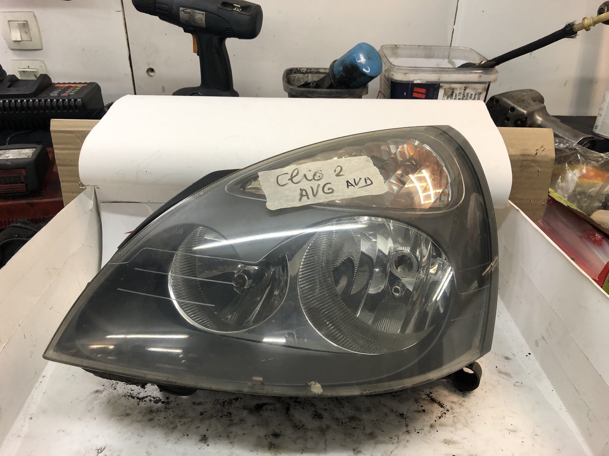 phare avant gauche et droit Renault Clio 2 année 2005