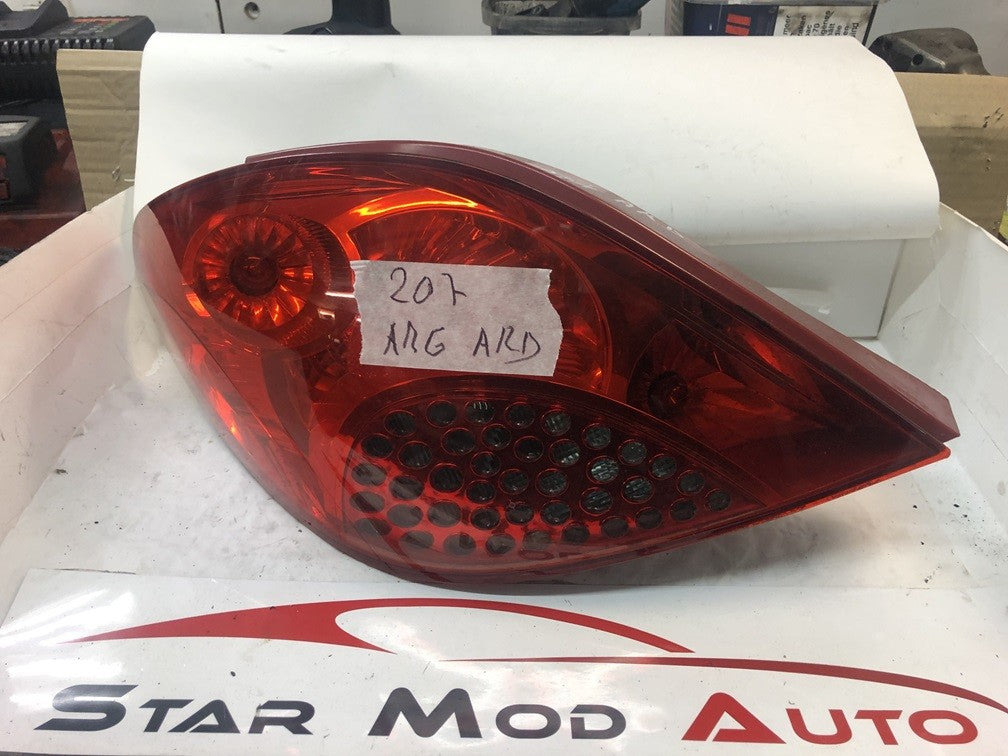 feux arrières gauche et droit Peugeot 207phase 1 année 2007