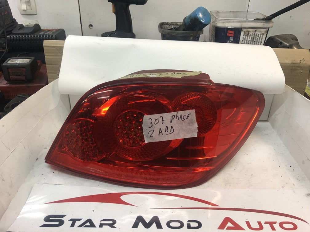feux arrières gauche et droit Peugeot 307 phase 2 année 2007