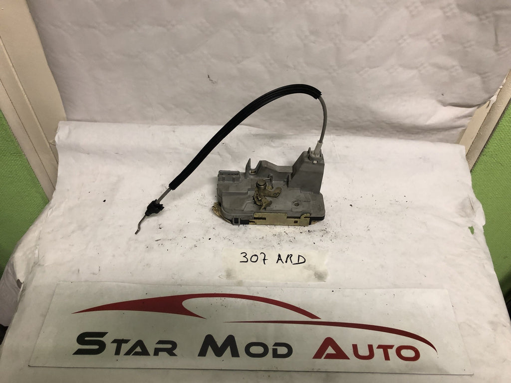 serrure de porte arrière droit  Peugeot 307 année 2006