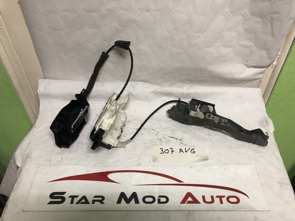 serrure de porte avant gauche Peugeot 307 année 2006