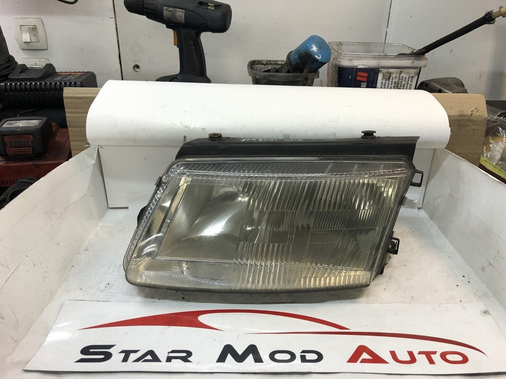 phare avant droit Citroën Xantia 1.9 d année 99