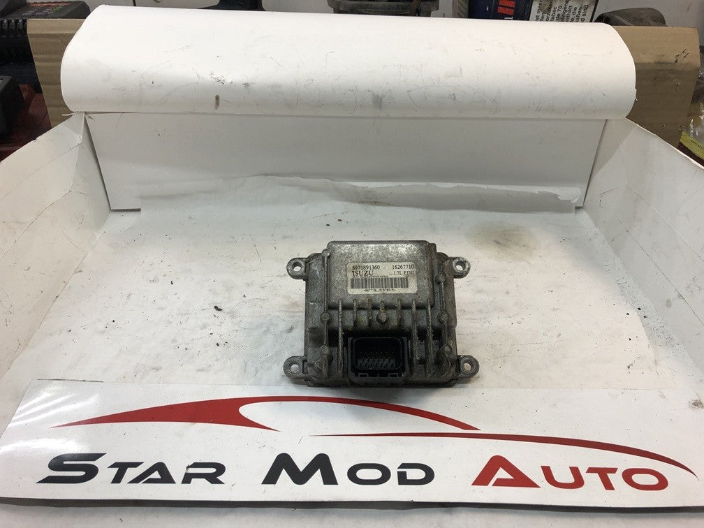 calculateur moteur Opel corsa c 1.7 cdti