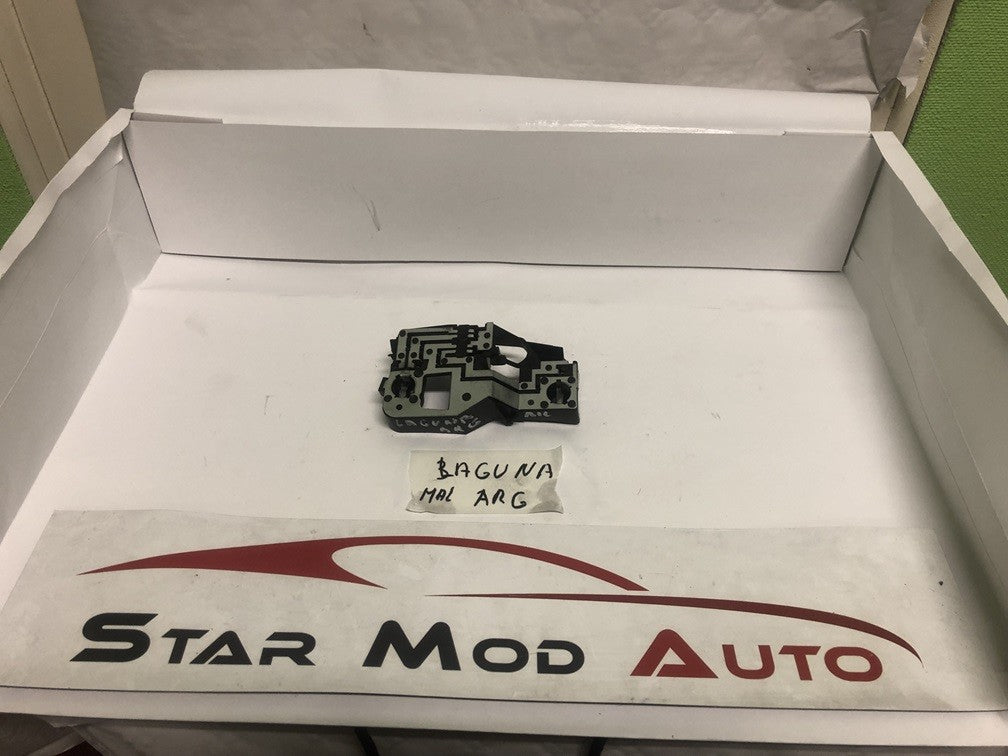 platine de feux de malle arrière gauche et droite Renault laguna 2