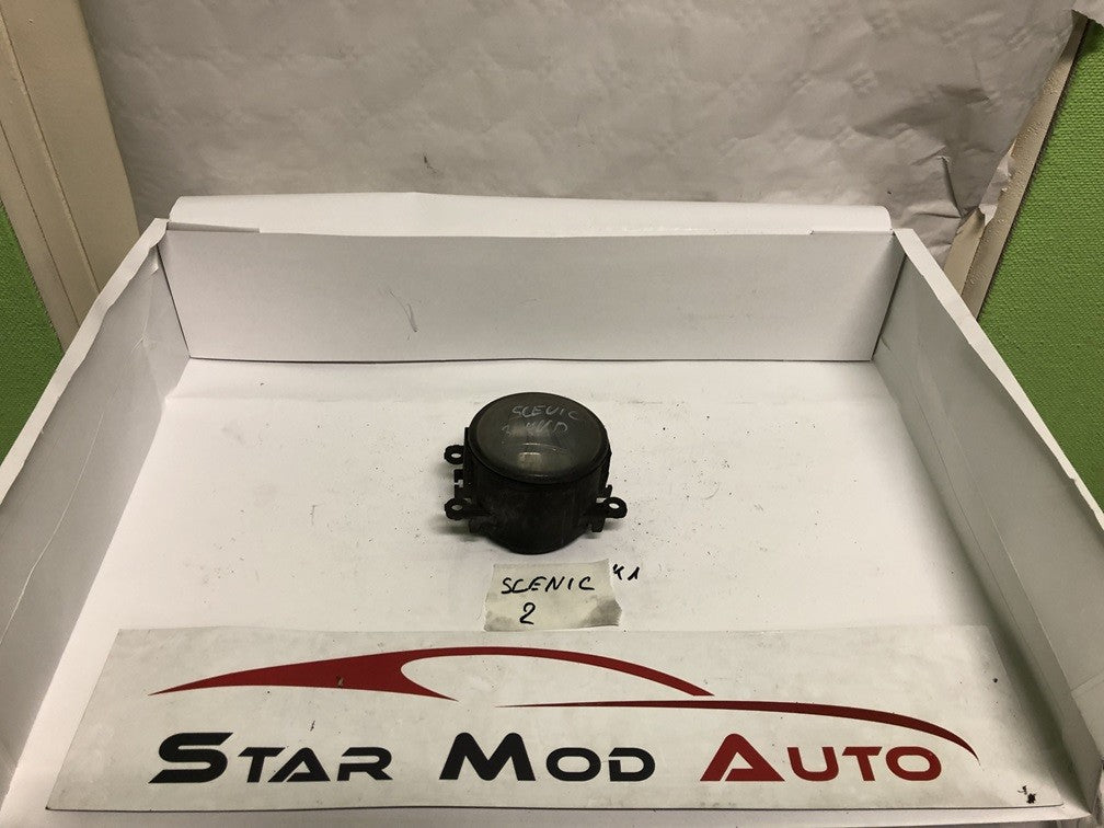 antibrouillard avant gauche et droit Renault Scénic 2 2008