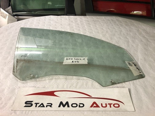 glace de porte avant droit Bmw série 1 2008