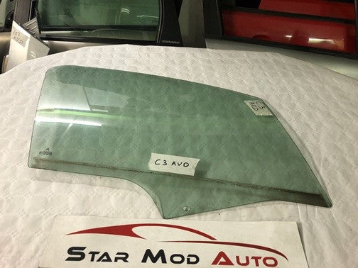 glace de porte avant droite Citroën c3 2006