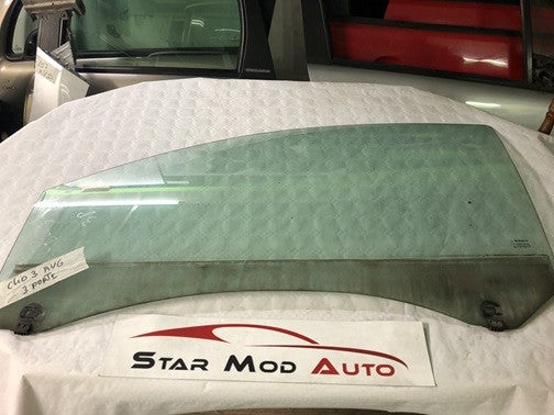 glace de porte avant gauche Renault clio3 phase 1 3 portes