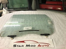 glace arrière droit Renault Scénic 3 2009