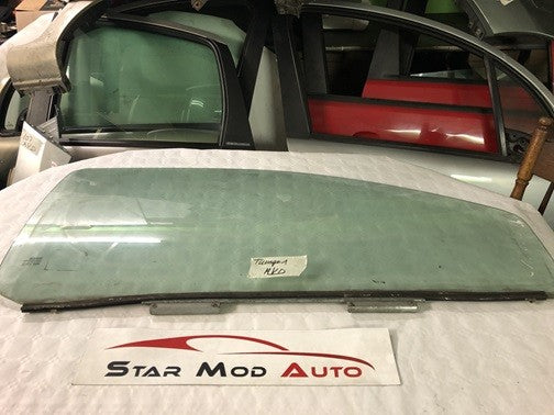 glace de porte avant droite Renault Twingo 1 1999