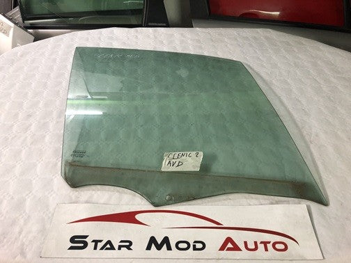 glace de porte avant droite Renault Scénic 2 2006