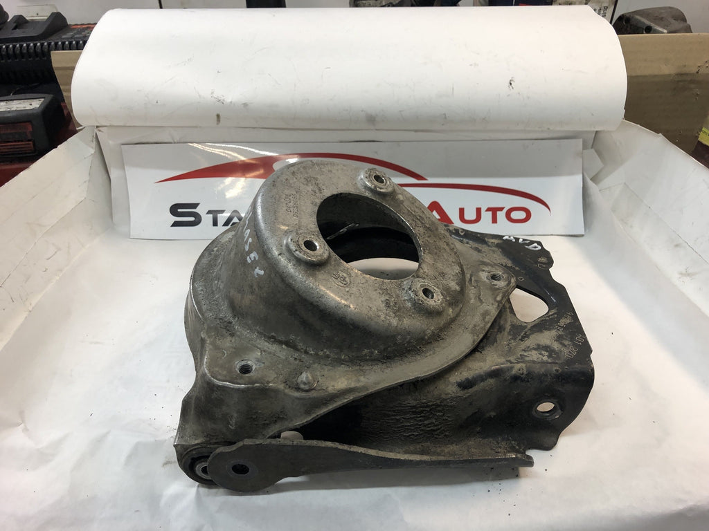 bras de suspension supérieur avant gauche Citroën c5 phase 2