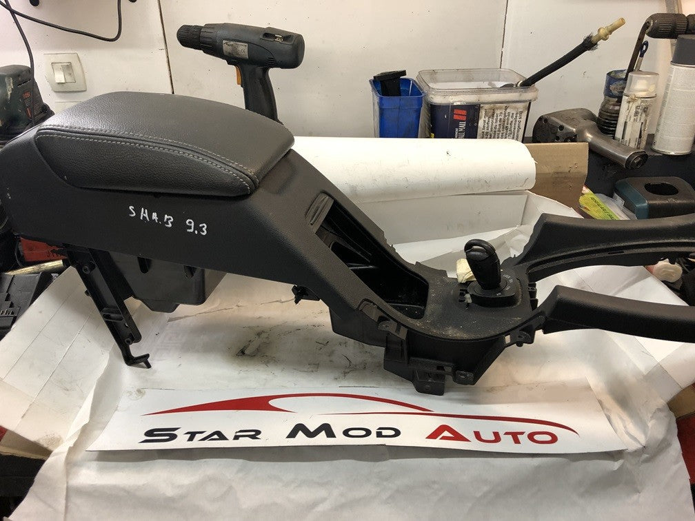 ACCOUDOIR CENTRAL SAAB 9.3 ANNÉE 2007