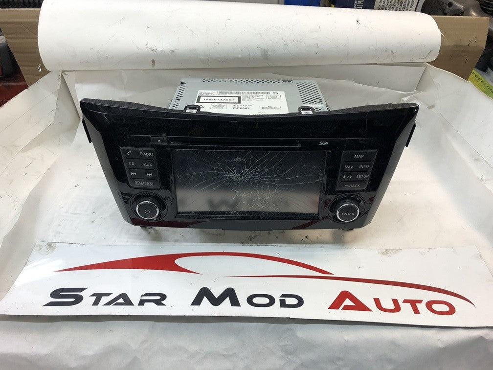 autoradio avec GPS Nissan qashqai 2014