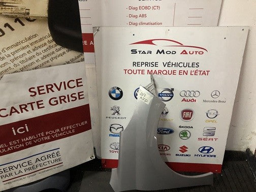 ail avant droit Peugeot 207 année 2008