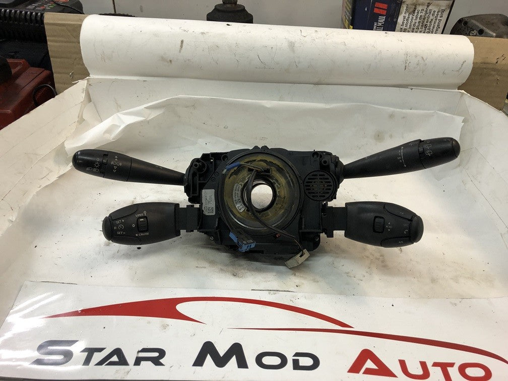 commodo Peugeot Citroën 2007 de marques dav réf 96667325 xt