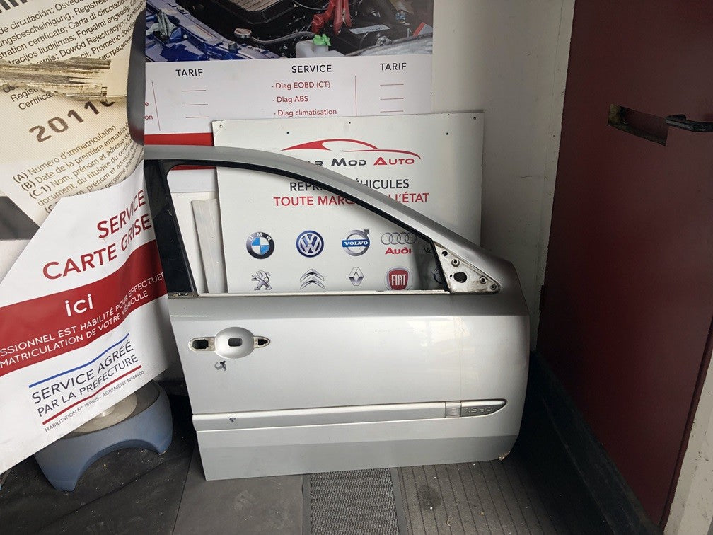 porte avant droite Renault laguna 2 phase 2